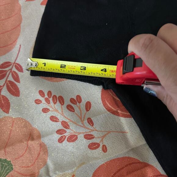 The Limited Women’s Black Beaded Bow Knit Top Size L Short Sleeve Minimalist - Picture 9 of 10